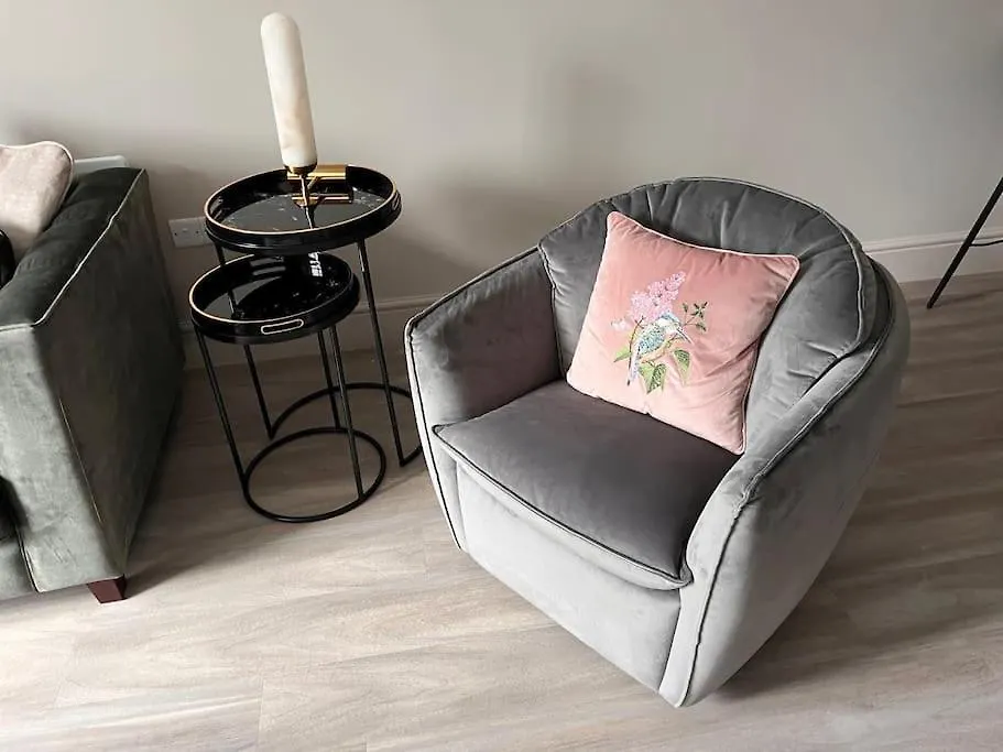 Malone Apartment On Lisburn Road By Lesley Belfast United Kingdom